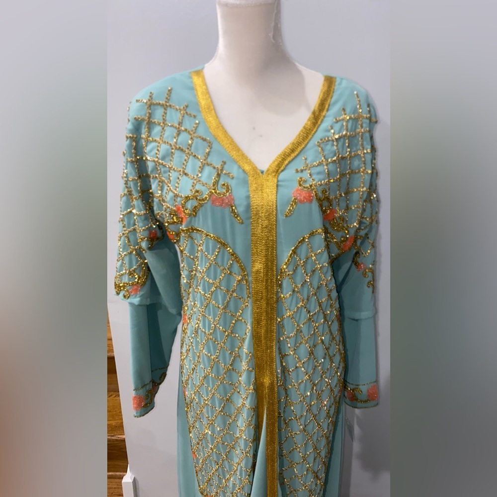 Blue & Gold fully beaded chiffon maxi kaftan with scarf size medium new - Picture 10 of 10